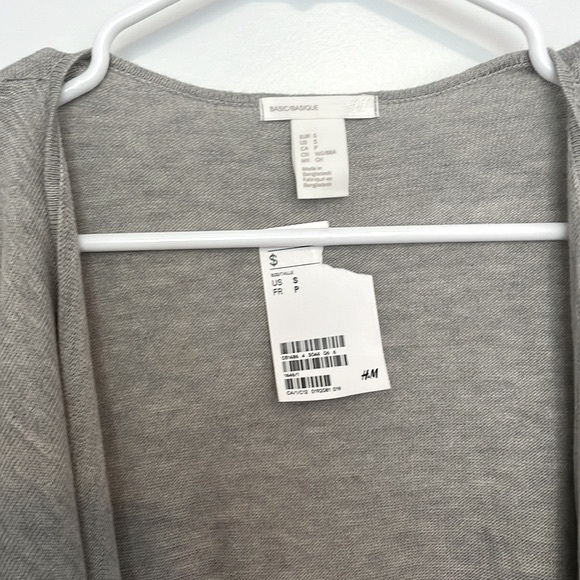 NWT - H&M Cardigan - Picture 4 of 5